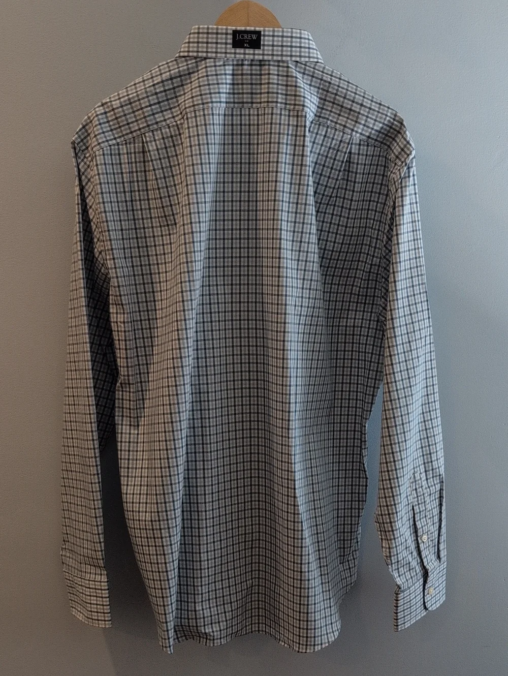 J. Crew Mens XL Slim Performance Long Sleeve Button Down Shirt Style #AS988 NWT